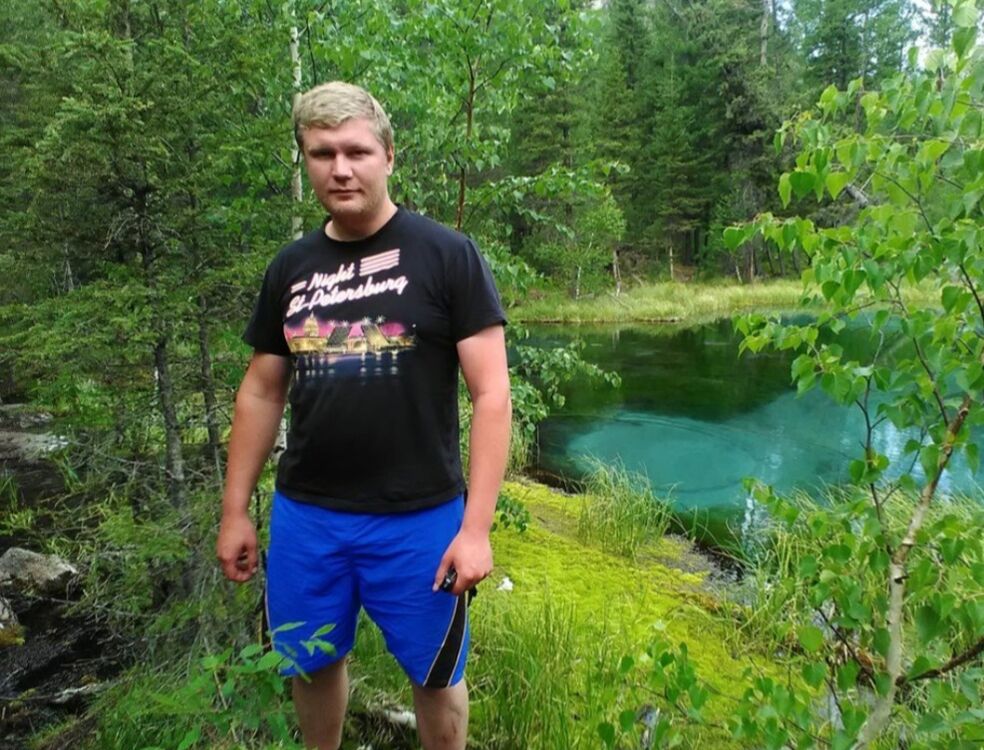  44098511  Nikolay, 33 ,    
