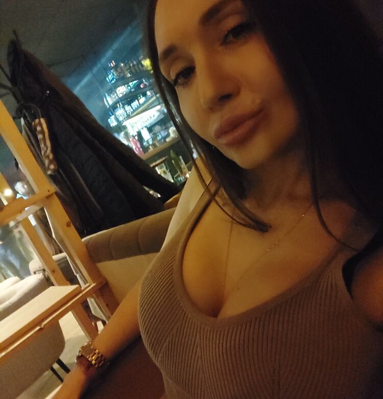  51558471  , 39 ,    
