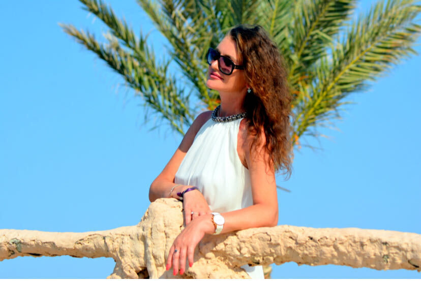  54745221  Alexandra, 40 ,    