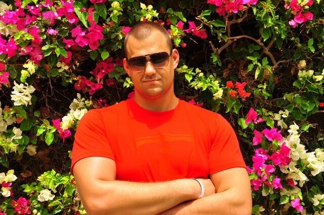  ,   Aleksandr, 41 ,   ,   , c 