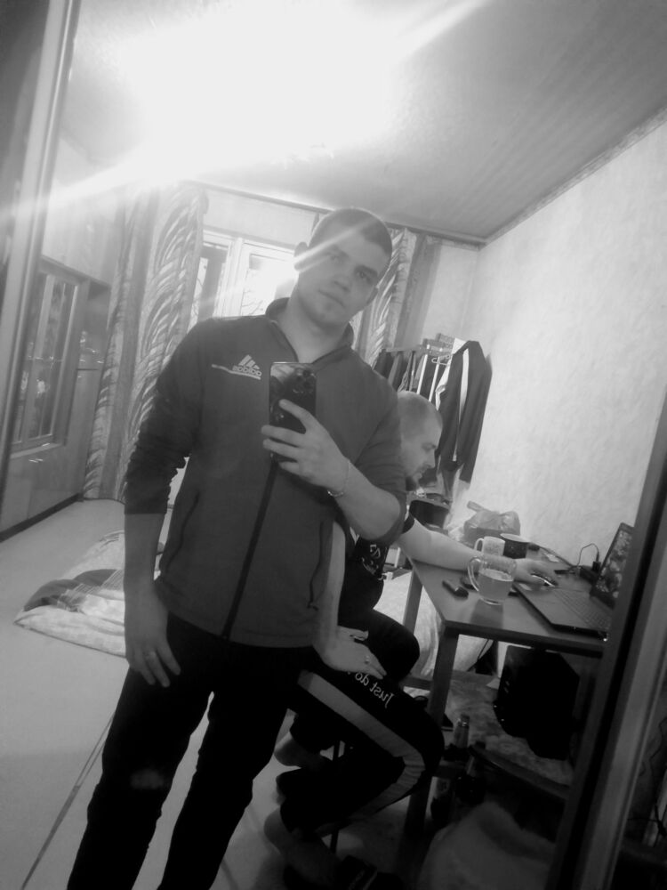  34124851  Vladimir, 22 ,    