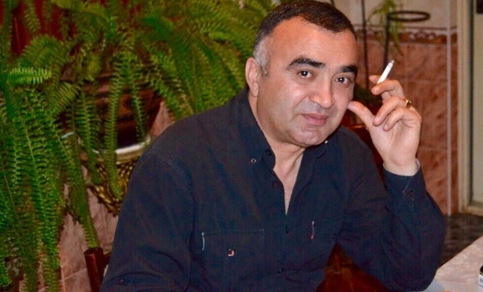  22684571  Alik, 55 ,    