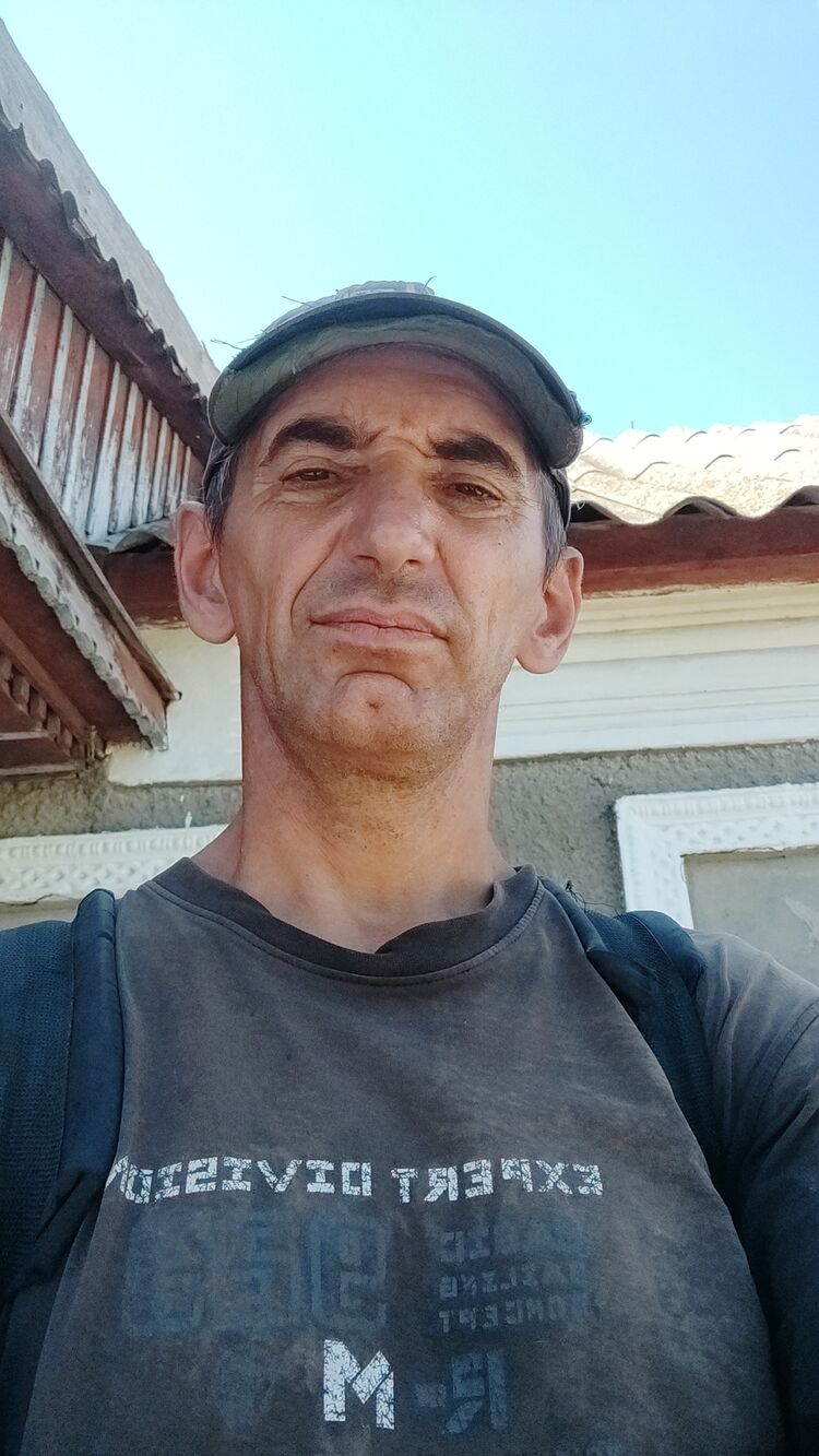  32192581  , 52 ,     