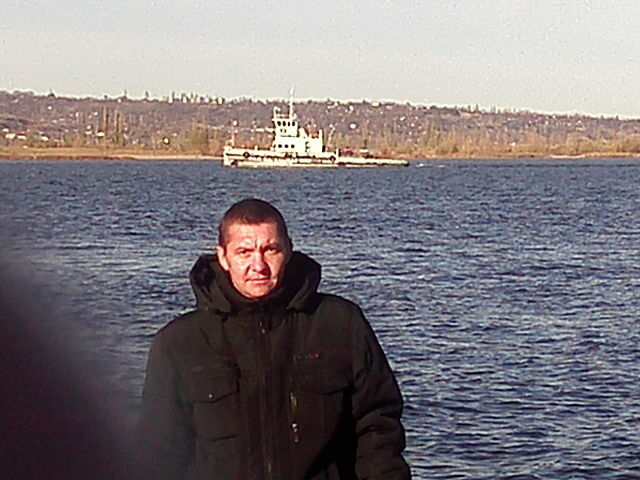  4378571  Vladimir, 45 ,    
