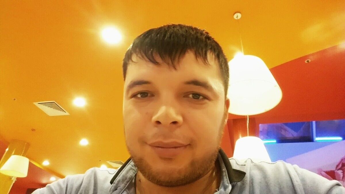  -,   Komil, 36 ,   ,   , c 