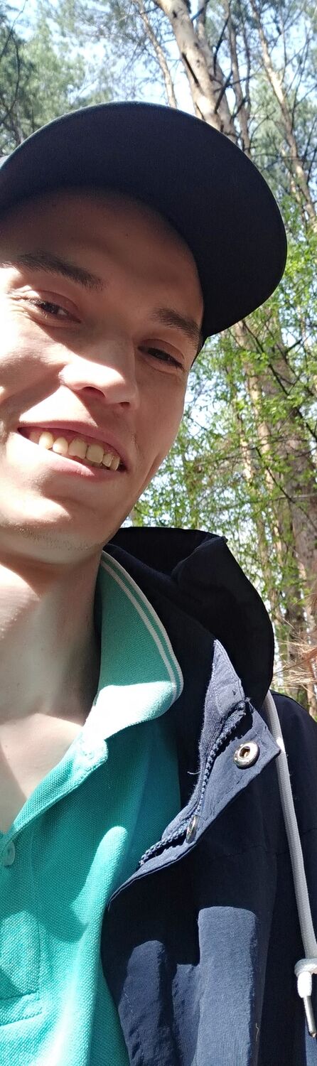  33794081  Konstantin, 31 ,    