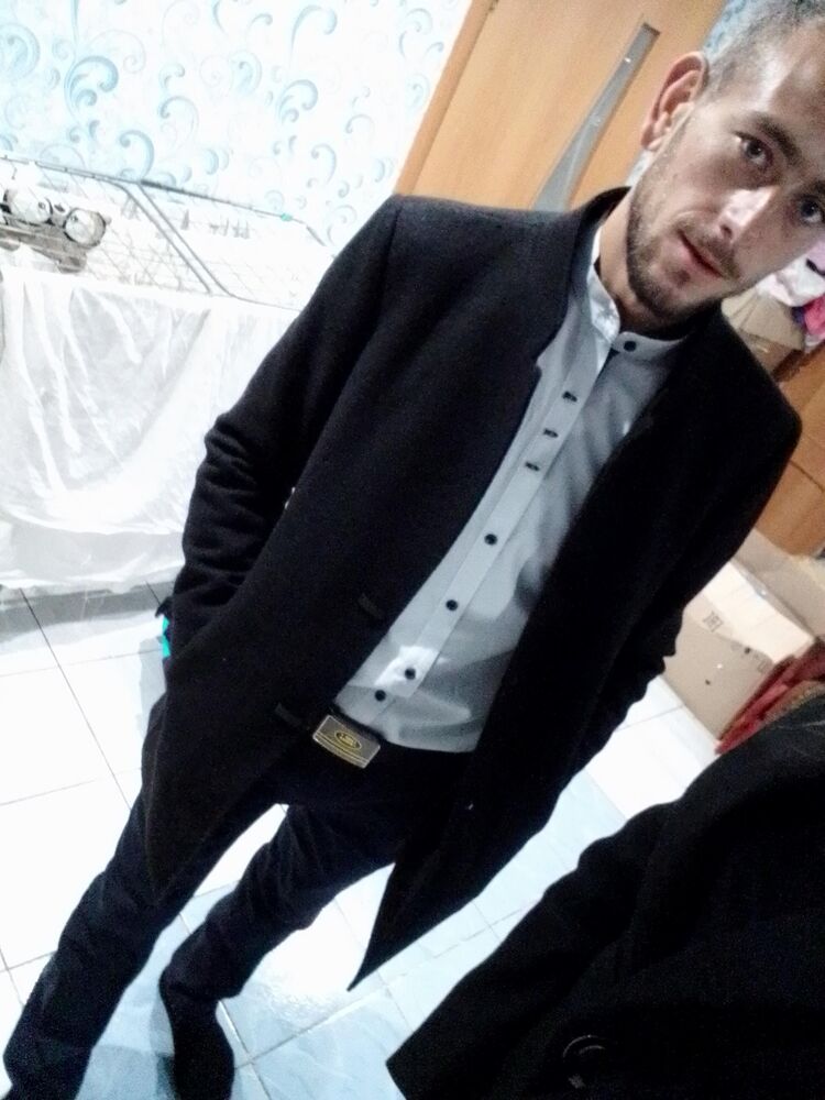 25279771  , 29 ,    