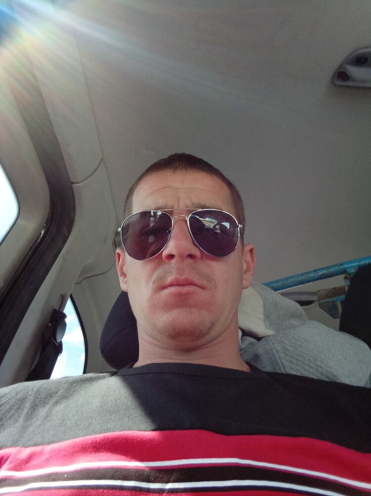  ,   Andr, 35 ,   ,   