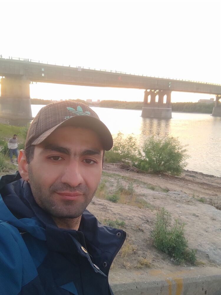  26866961  Alan, 28 ,    