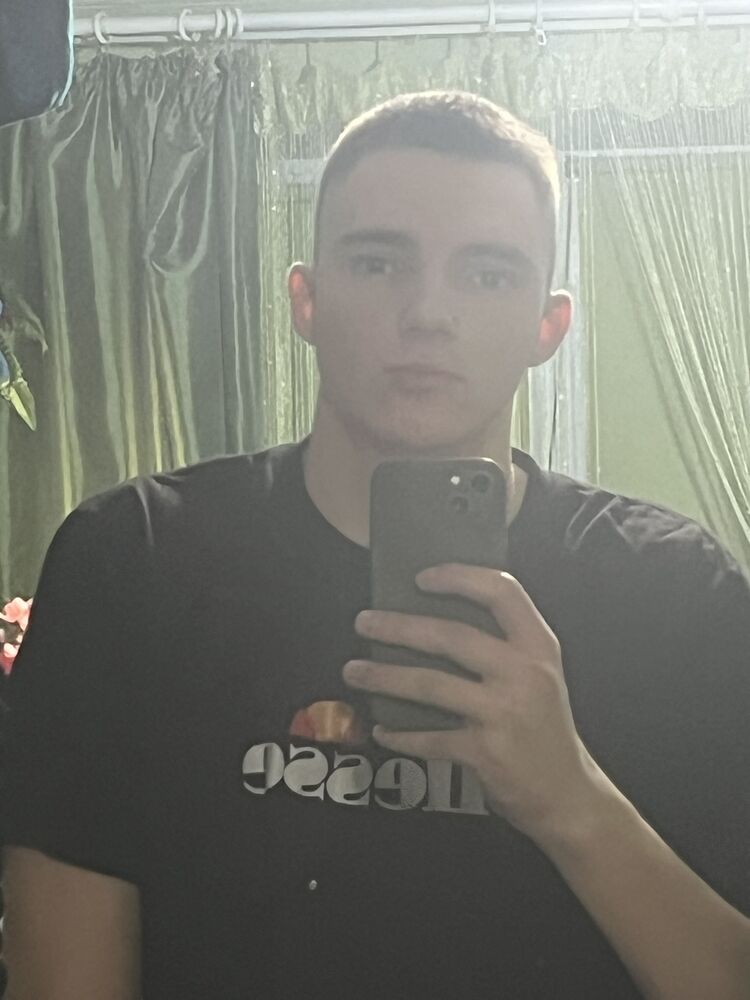  49176861  Nikita, 22 ,    