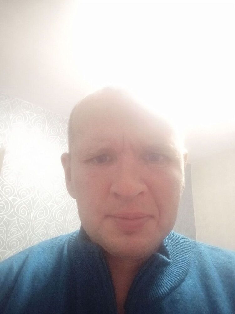  46872301  , 42 ,    