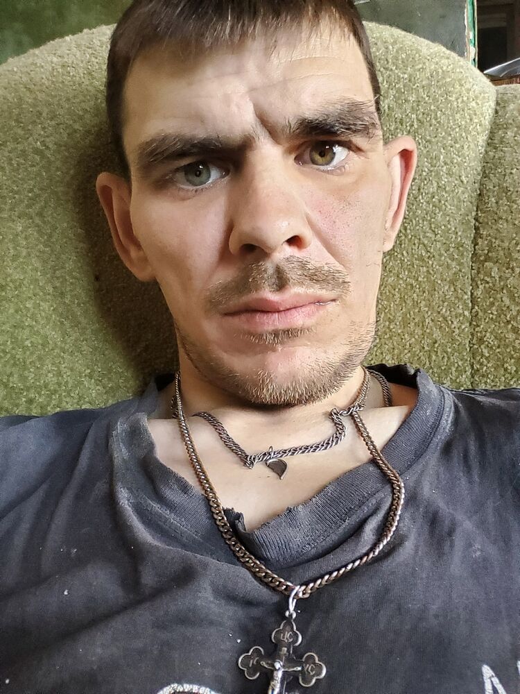  42748451  , 37 ,    