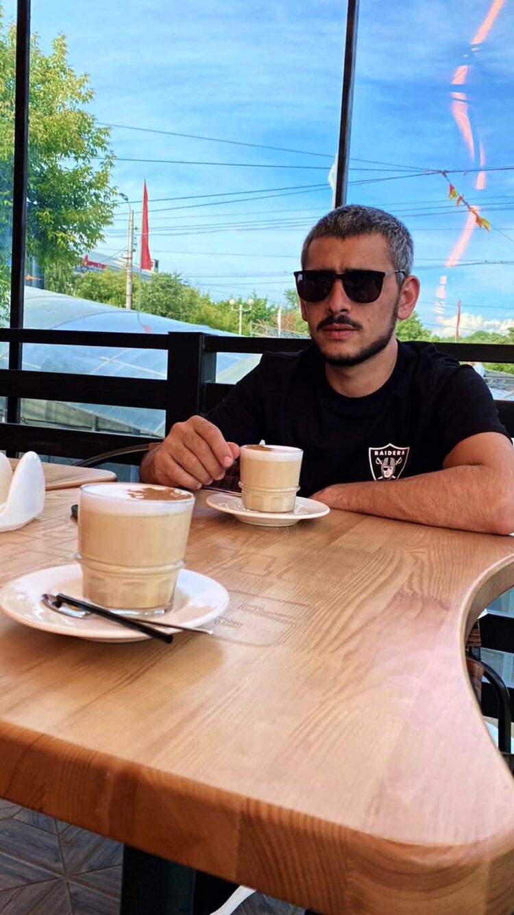  53256291  Dragon, 29 ,    