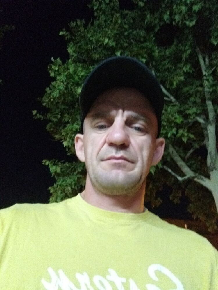  45796761  Ivan, 39 ,    Praha