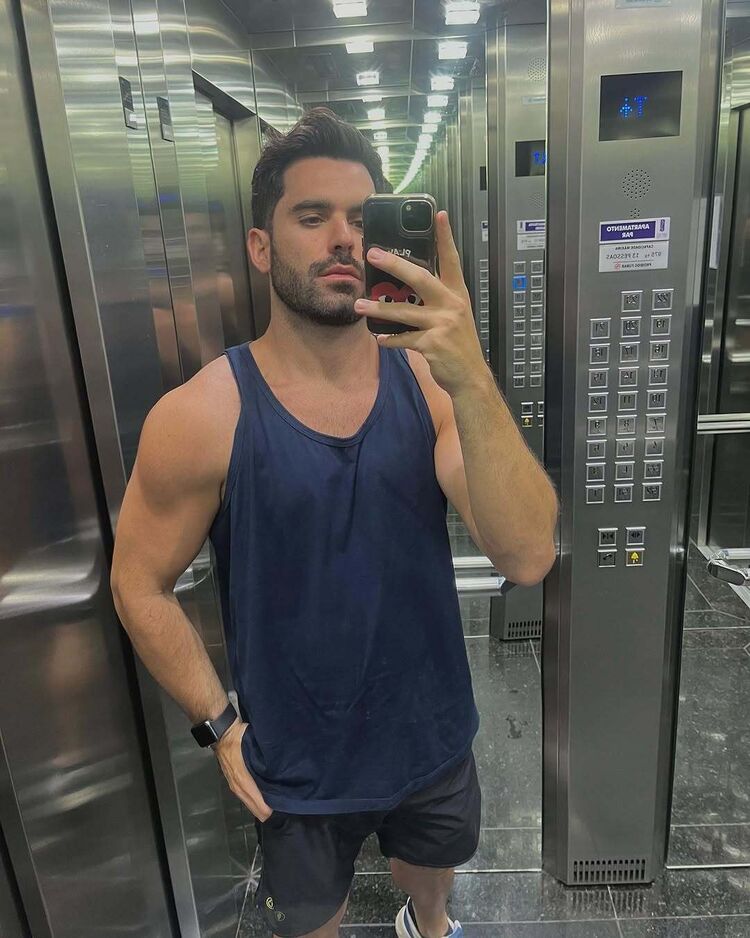  49927841  , 35 ,    -