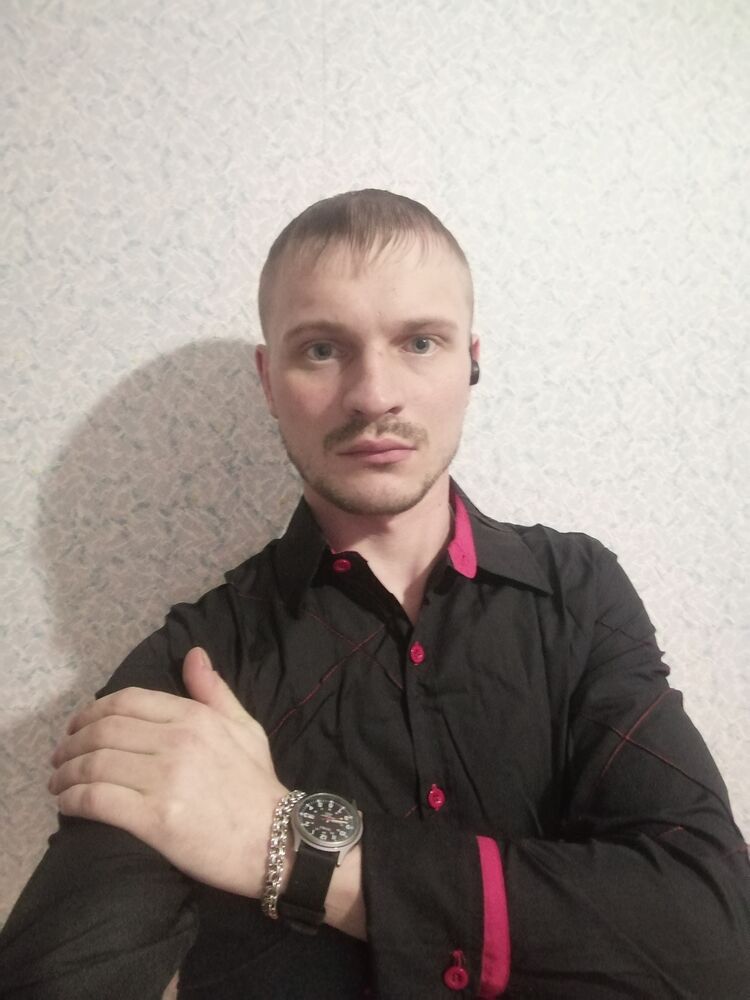  32322891  Andrey, 31 ,    
