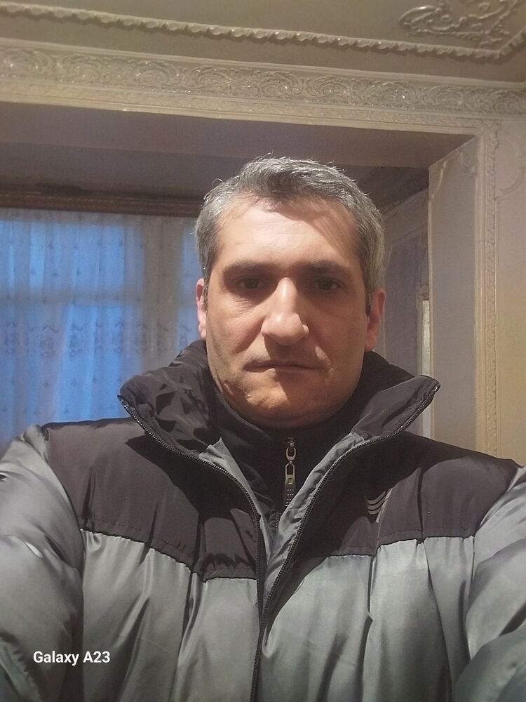  39848751  Sadiq, 46 ,    