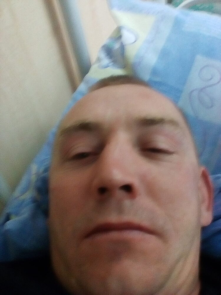  8060221  , 49 ,    