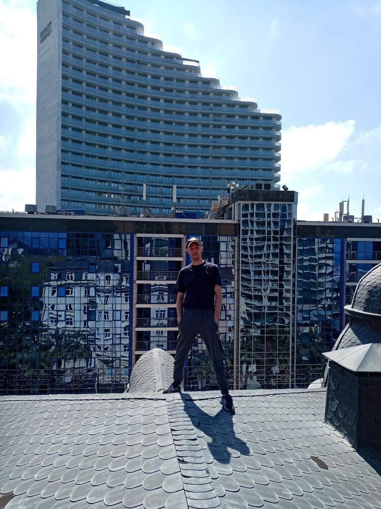  ,   Slava, 42 ,   ,   , c , 