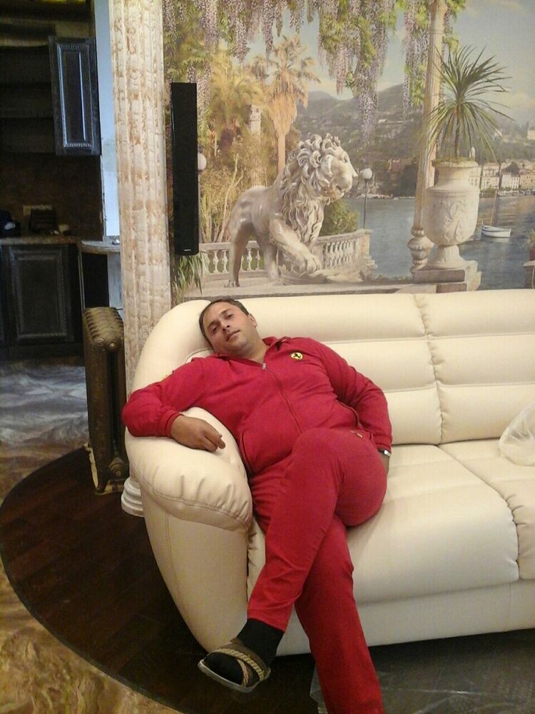  20560251  Emperor, 43 ,    