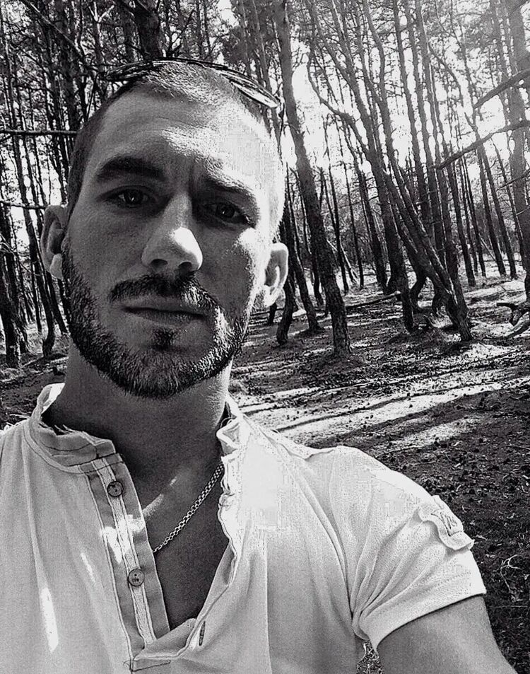  35068121  Igor, 32 ,    