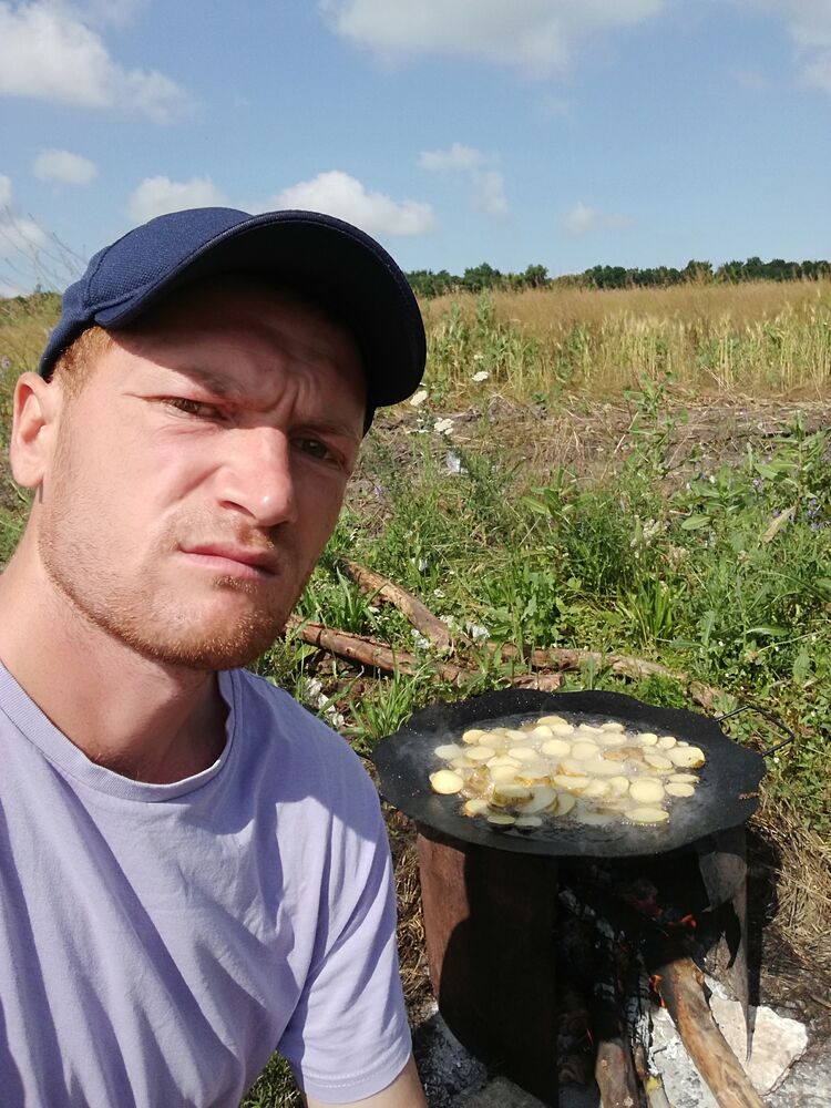  ,   Dorin, 30 ,   ,   