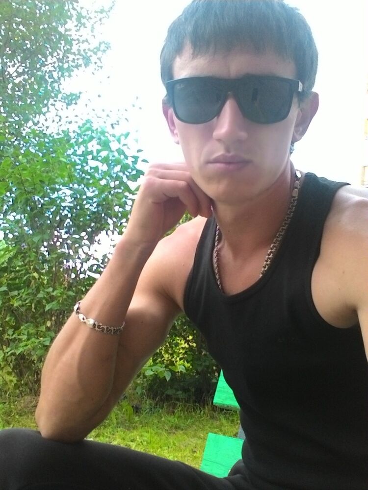  10819431  Nikita, 33 ,    