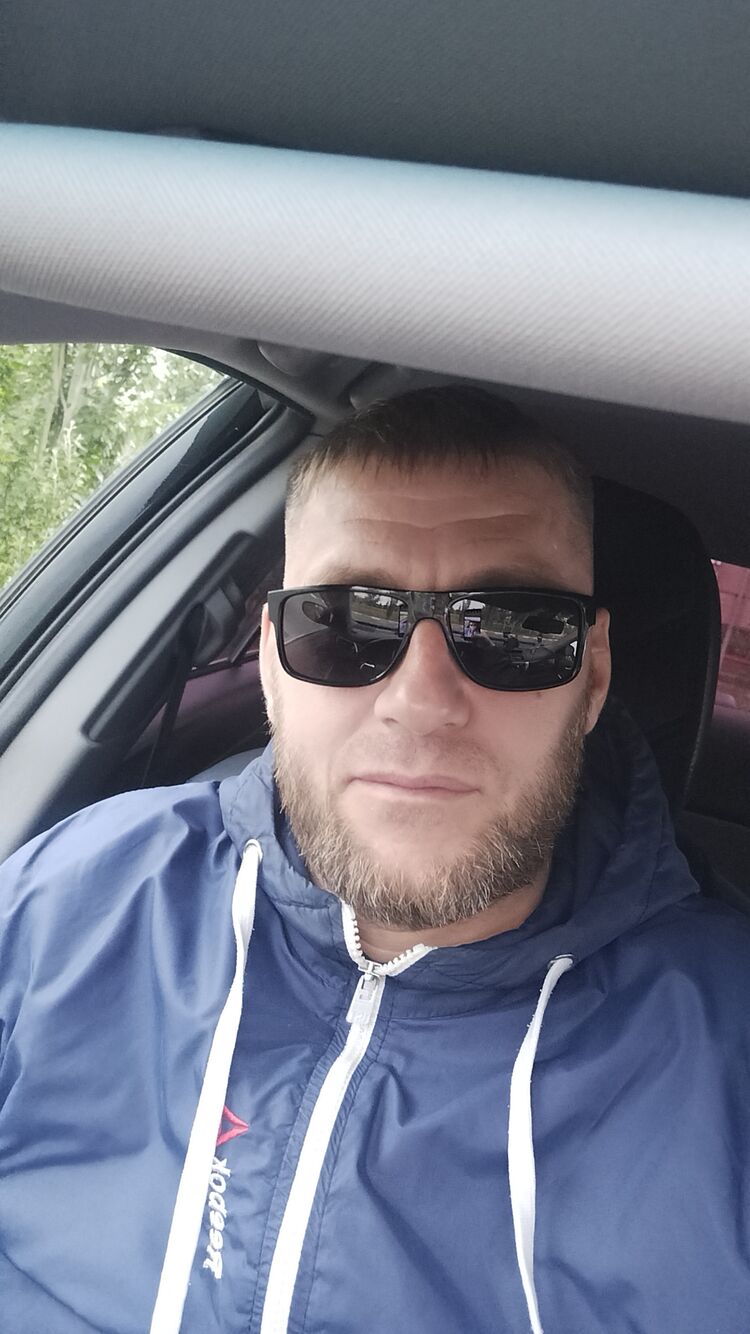  51921471  Ruslan, 38 ,    