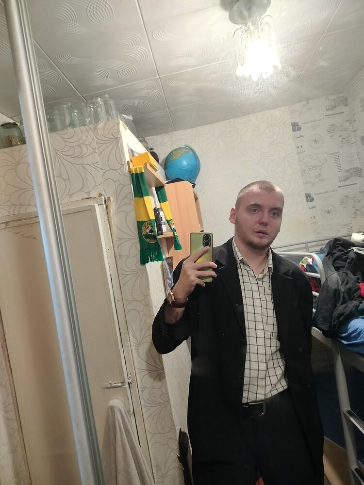  48668271  , 21 ,    