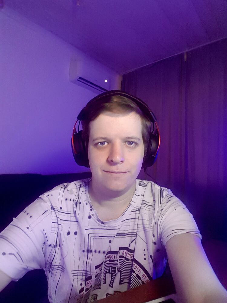  -,   , 33 ,     , c 