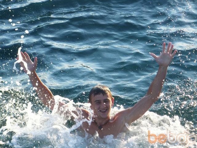  ,   Anton, 33 ,  