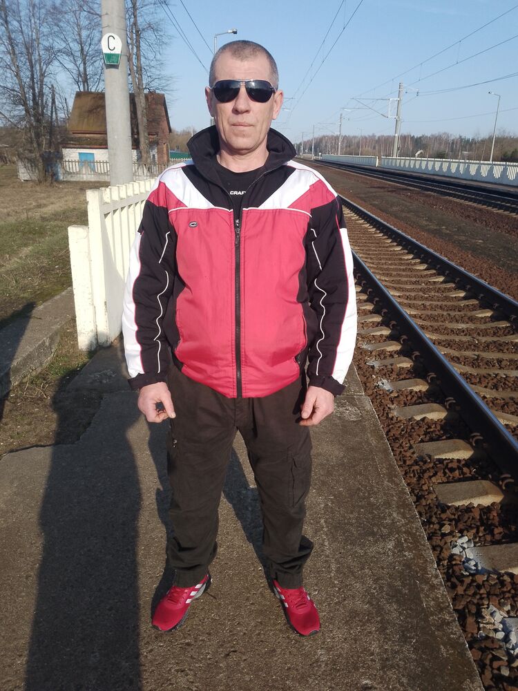  46479921  , 52 ,    