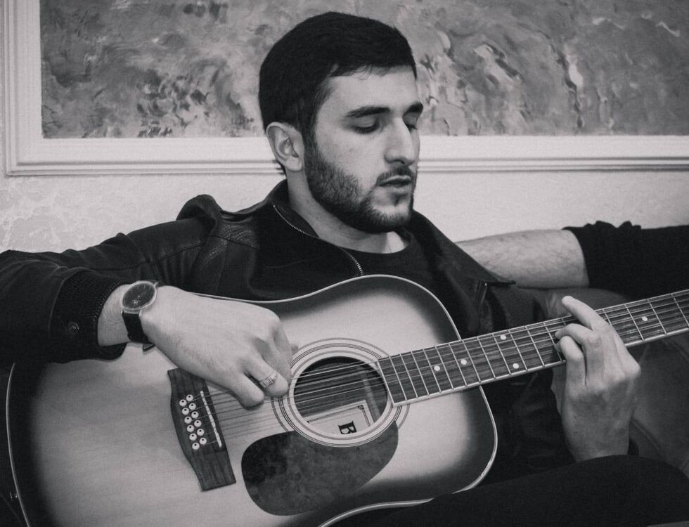  ,   Jony, 28 ,   ,   