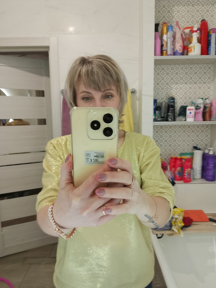  ,   Oksana, 45 ,   c 