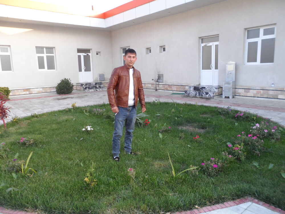  5884451  Kuku, 34 ,    