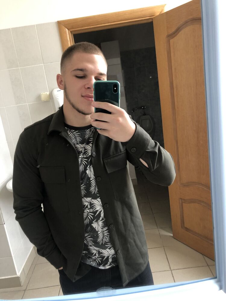  33692581  , 21 ,    