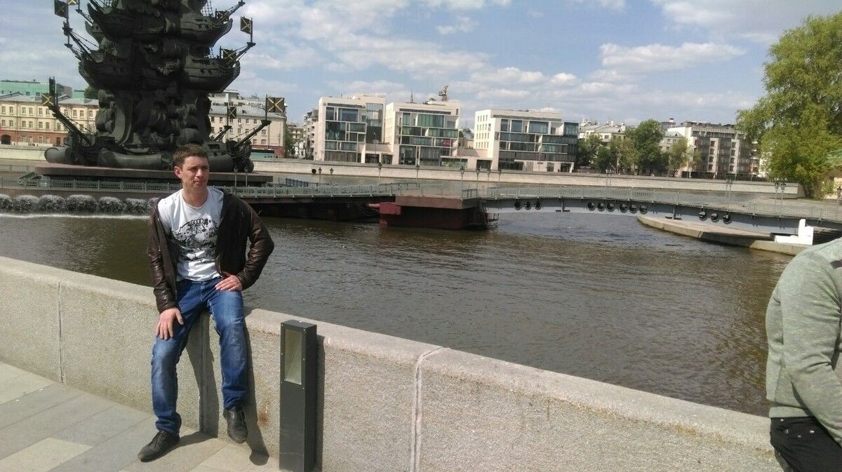  ,   Sasha, 37 ,   ,   , c 