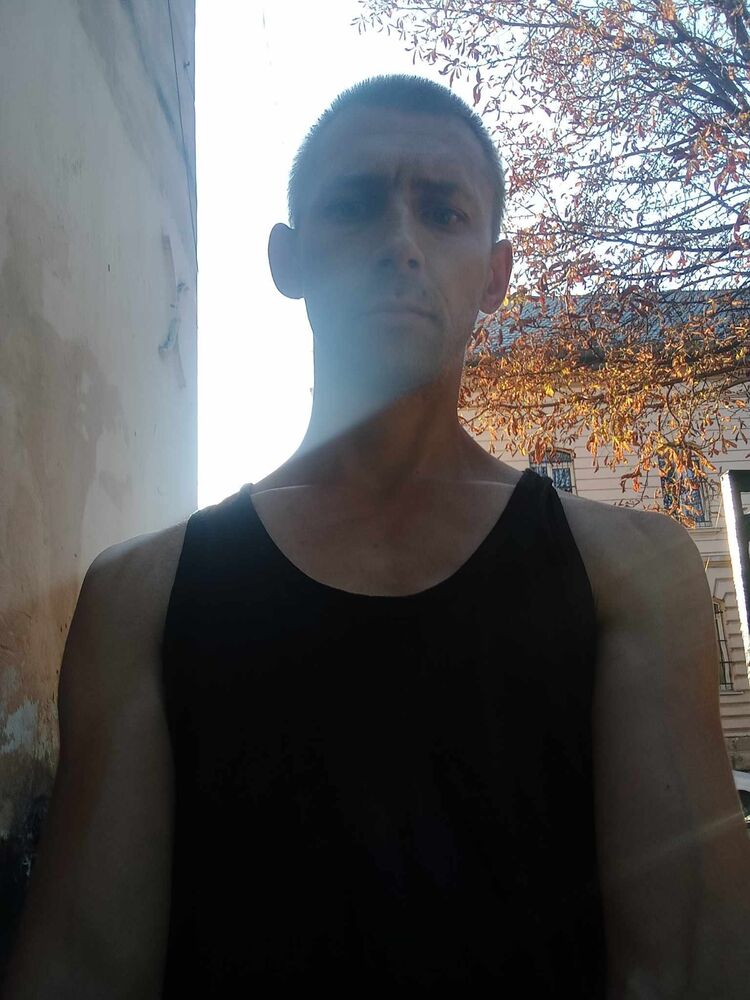  47643561  , 40 ,    