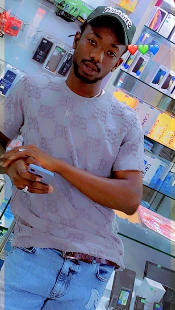  53634731  Bencape, 28 ,    