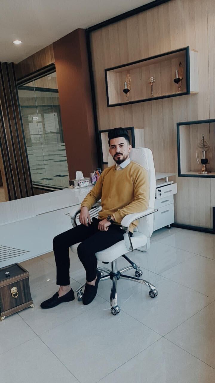  ,   Ali, 27 ,   ,   
