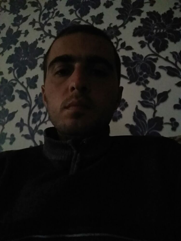 ,   Artur, 33 ,   ,   , c 