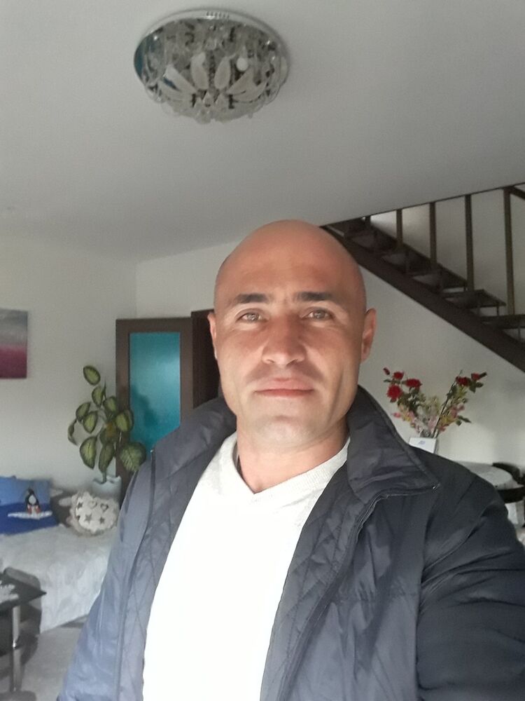  ,   Ruvim, 43 ,   ,   , c 