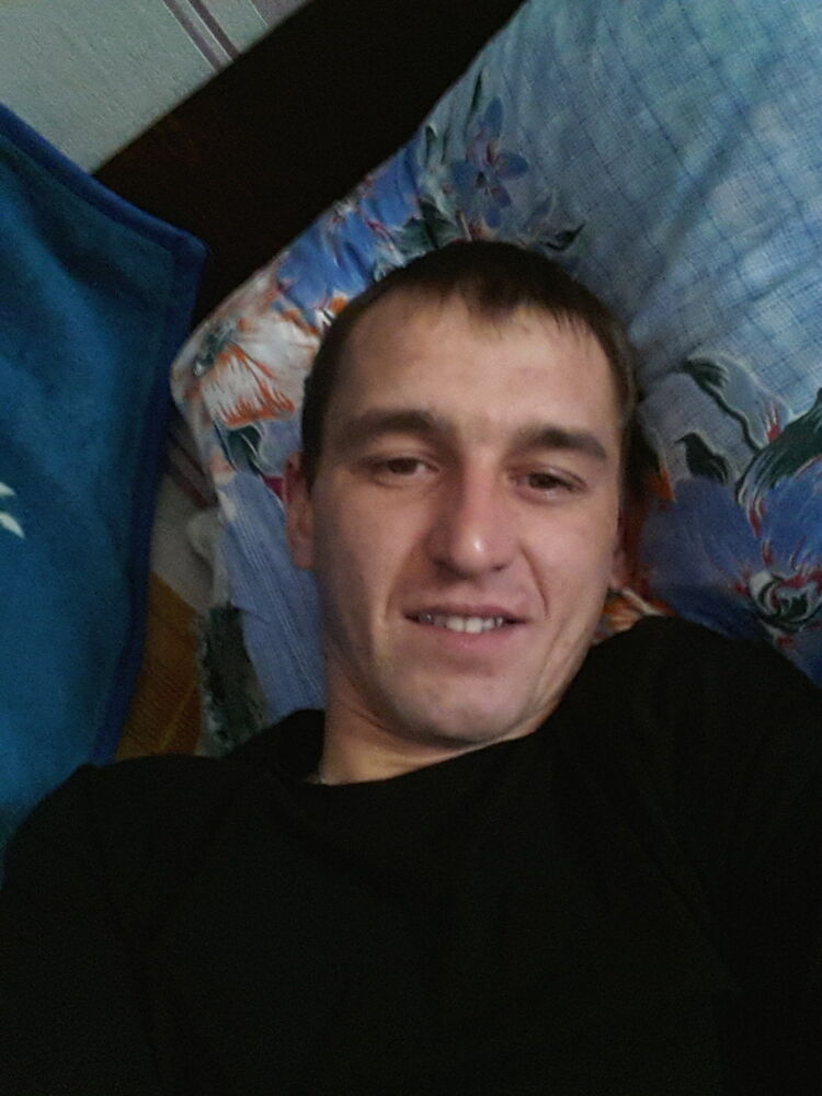  8674681  Andrei, 37 ,    