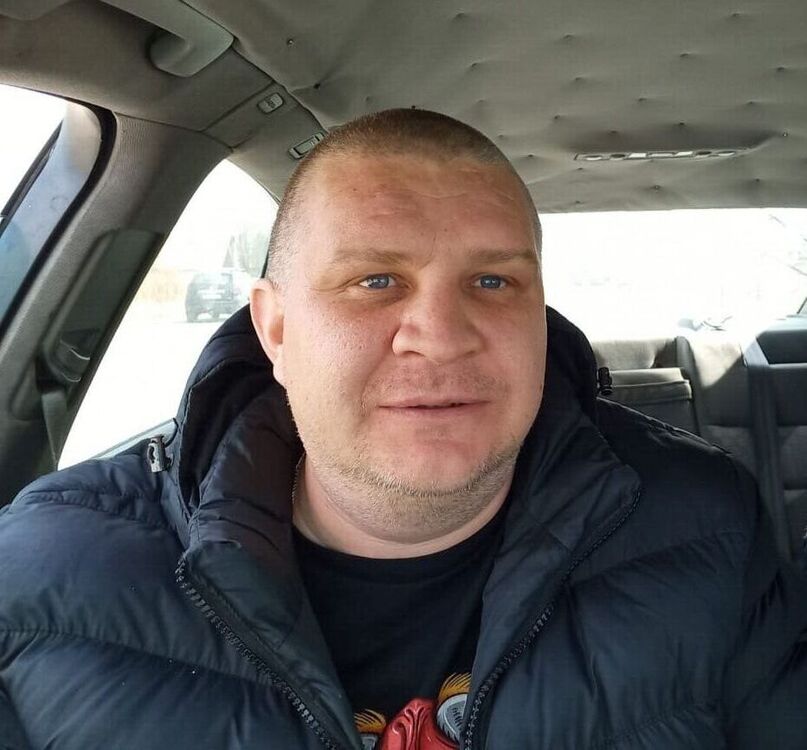  33826341  , 40 ,    