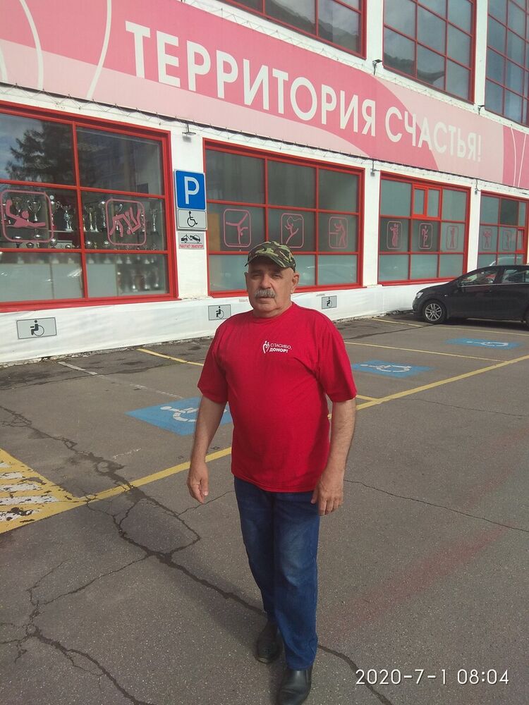  21333271  Yura, 72 ,     