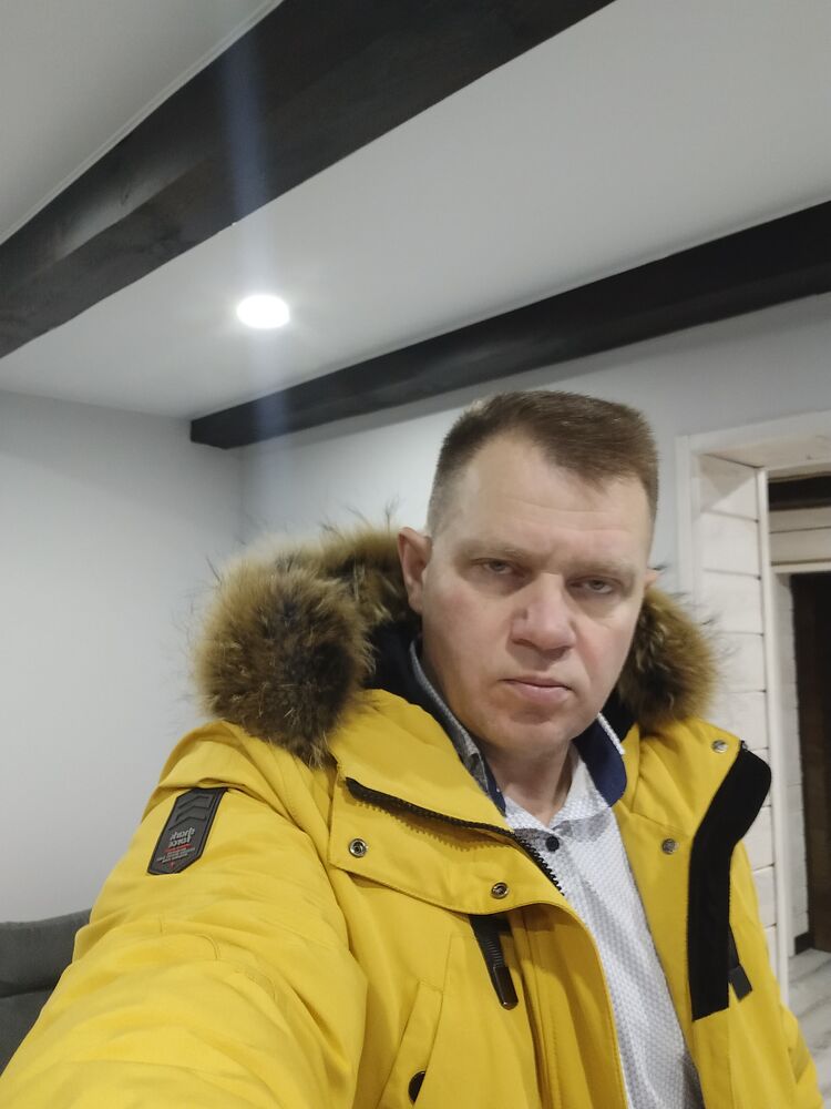  54720291  Valera, 45 ,    