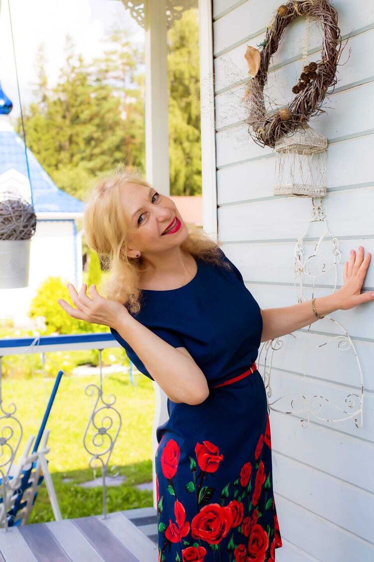  45455971  Svetlana, 56 ,    -