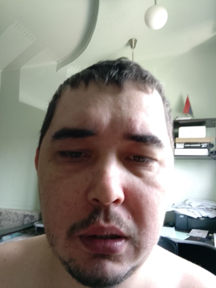  43675881  Artur, 35 ,    