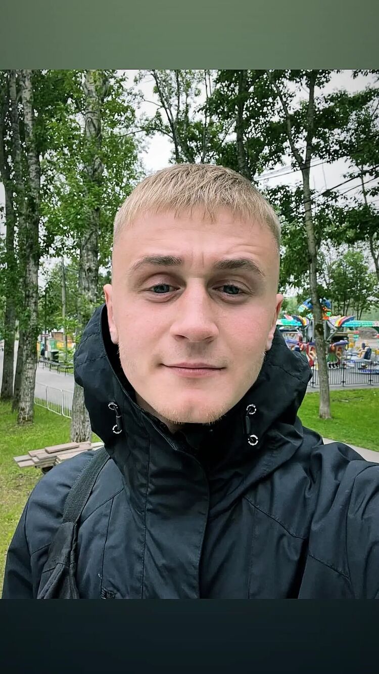  -,   Anton, 24 ,   ,   