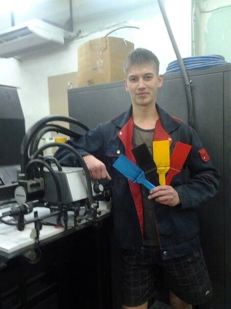  8348161  Philipp, 33 ,    